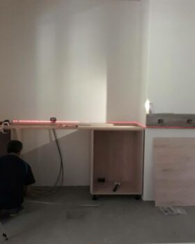 系統櫃推薦｜床頭造型｜梅特林系統櫃媒合中心